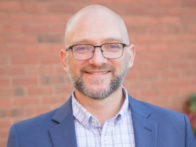 Eric Stokan, CS3/Political Science, receives prestigious Elkins Professorship from USM